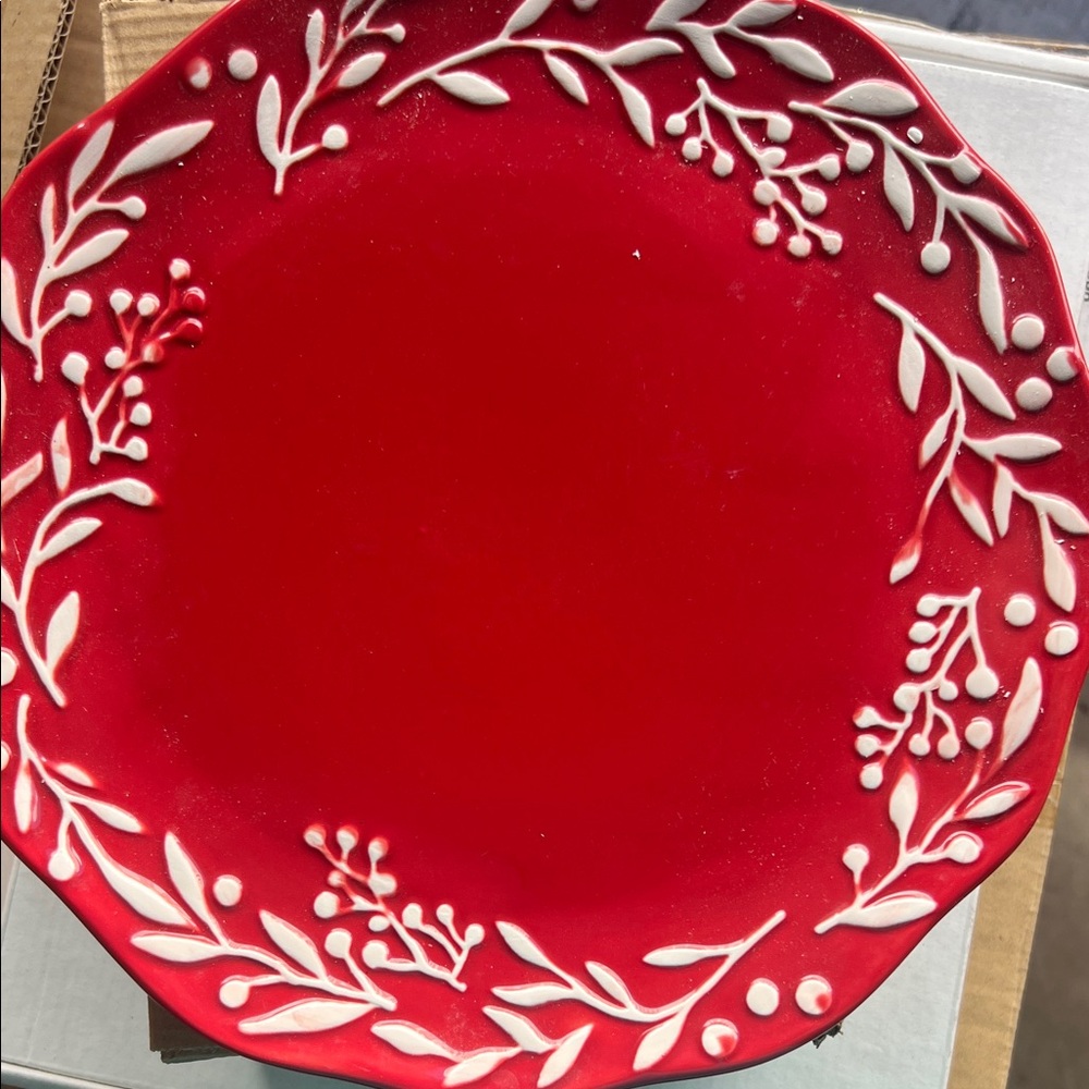 Red Floral Dinner Plate
